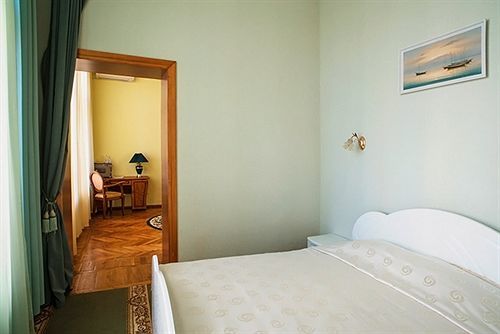 Black Sea Hotel Oktyabrskaya Odessa Exterior photo